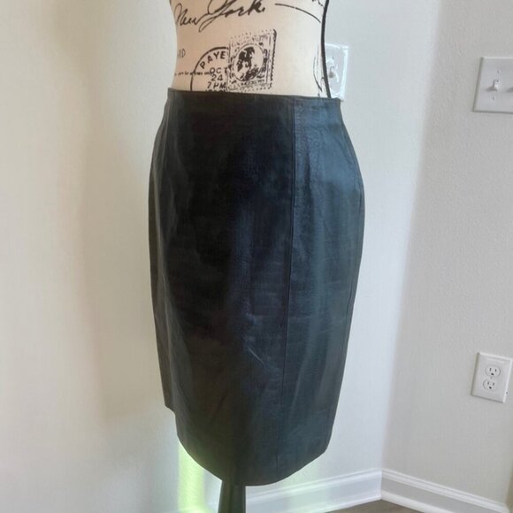 GENUINE BLACK LEATHER COCODRILE STAMP MIDI PENCIL SKIRT SZ 8 PREPPY EMO GOTHIC - Picture 12 of 16